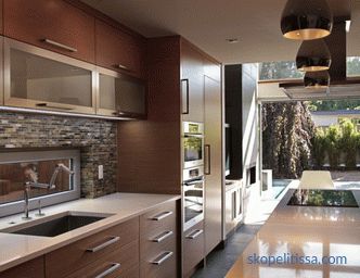 Интериорен дизайн кухни на вили - как най-добре да се използва наличното пространство