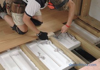Затоплянето на пода в дървена къща - как и по-добре